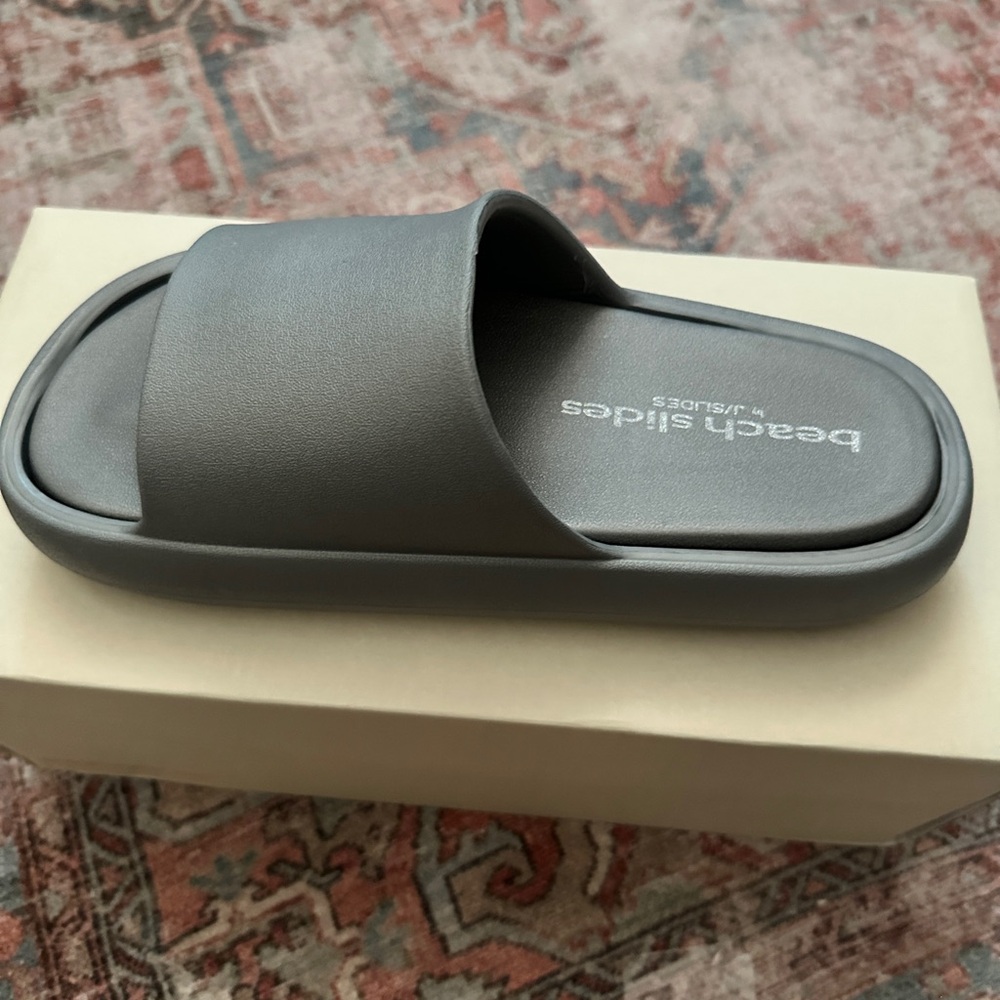J Slides Beach Slides Eva Squish grey NEW in box - Picture 6 of 7